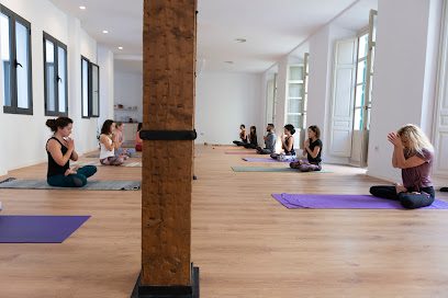 Violeta Yoga: Descubre el Mejor Centro de Yoga para Encontrar Bienestar y Armonía