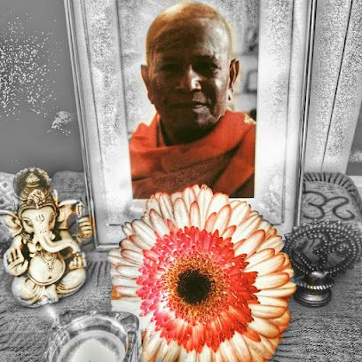 Descubre el equilibrio y bienestar en Pranayoga: Tu centro de yoga de confianza