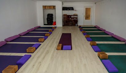 CPYOGA Alzira: Centro de Yoga en Alzira para el bienestar físico y mental