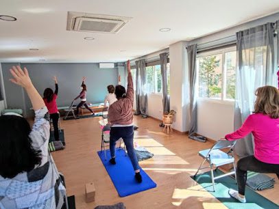 Respirahestudio: El mejor centro de yoga para encontrar paz y bienestar