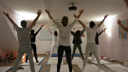 Centro de Yoga Dharma en Cintruénigo: Descubre la armonía interior con nuestras clases de yoga