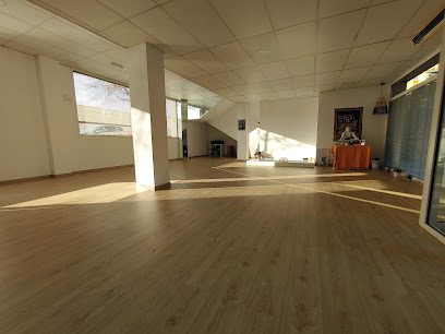 Bhakti Yoga – Centro de Terapias: Descubre las bondades del yoga para tu bienestar