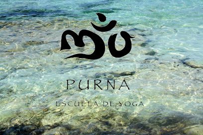 Purna Yoga: Descubre el equilibrio y bienestar en nuestro Centro de Yoga