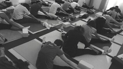Yogateruel: Descubre un Centro de Yoga en Teruel para alcanzar el equilibrio y bienestar