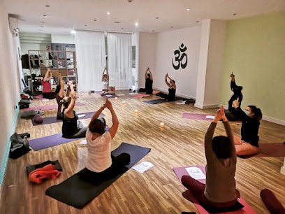 ENRAIZATE STUDIO YOGA: Descubre el mejor centro de yoga para tu bienestar