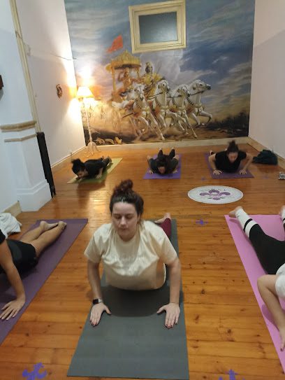 Yamuna: Descubre el Mejor Centro de Yoga para Encontrar Equilibrio y Bienestar