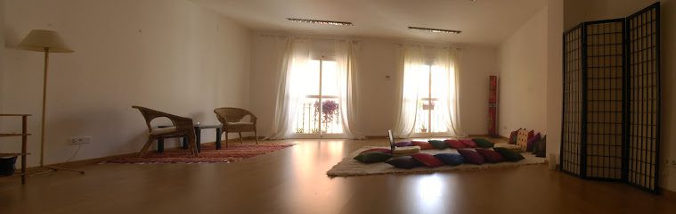 La Sala del Árbol: Centro de Meditación para Terapia Integrativa y Desarrollo Interior