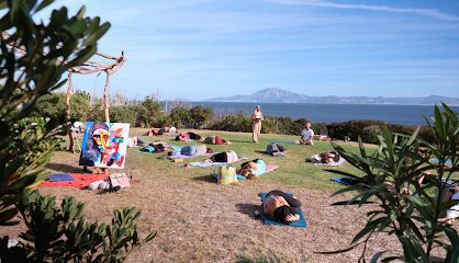 Zania Yoga Events & Retreats: Centro de Retiro de Yoga para Encontrar la Paz Interior