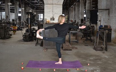 Descubre el equilibrio y bienestar en Kassana El Meu Espai – Centro de Yoga y Pilates en {ciudad}