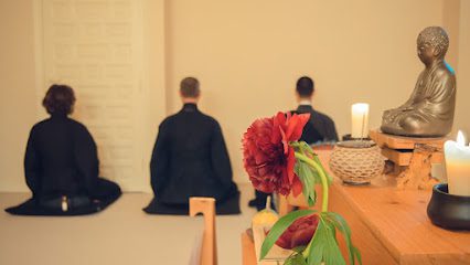 Dojo Zen Vitoria-Gasteiz: Descubre el Centro de Meditación para encontrar la paz interior