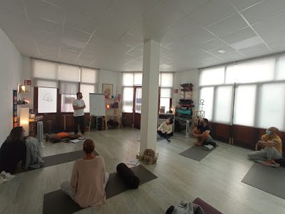 Isyoga Canarias: Descubre el mejor centro de yoga en las Islas Canarias