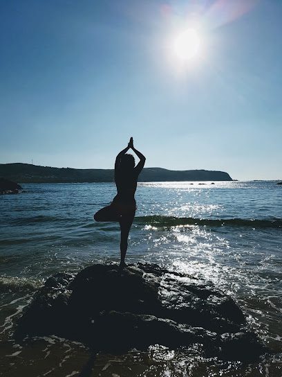 Rebalance Life: Descubre el centro de yoga perfecto para encontrar equilibrio y bienestar