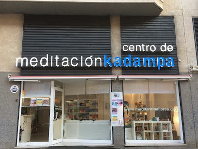 KMC Mallorca: Descubre el Centro de Meditación Kadampa para encontrar paz y equilibrio
