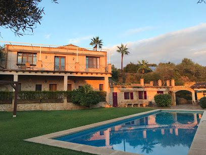 myOM Mallorca: Tu destino de retiro de yoga en la hermosa isla mediterránea