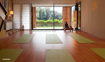 Yoga amb tu: El mejor centro de yoga para encontrar equilibrio y bienestar
