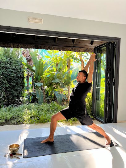 Yoga & Meditation with Olya & Stas Belovidov Marbella Estepona: Tu centro de yoga para encontrar paz y equilibrio