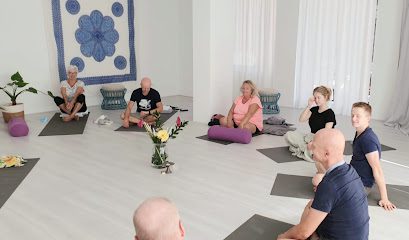 Calma Studios: Descubre el Mejor Centro de Yoga para Encontrar la Tranquilidad que Necesitas