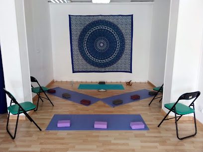 Centro de Yoga Ambar: Descubre los beneficios del yoga para tu bienestar físico y mental