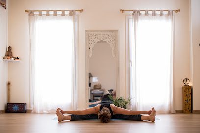 DIKSHA Yoga y Terapia Corporal Integrativa: El mejor centro de yoga para encontrar equilibrio y bienestar